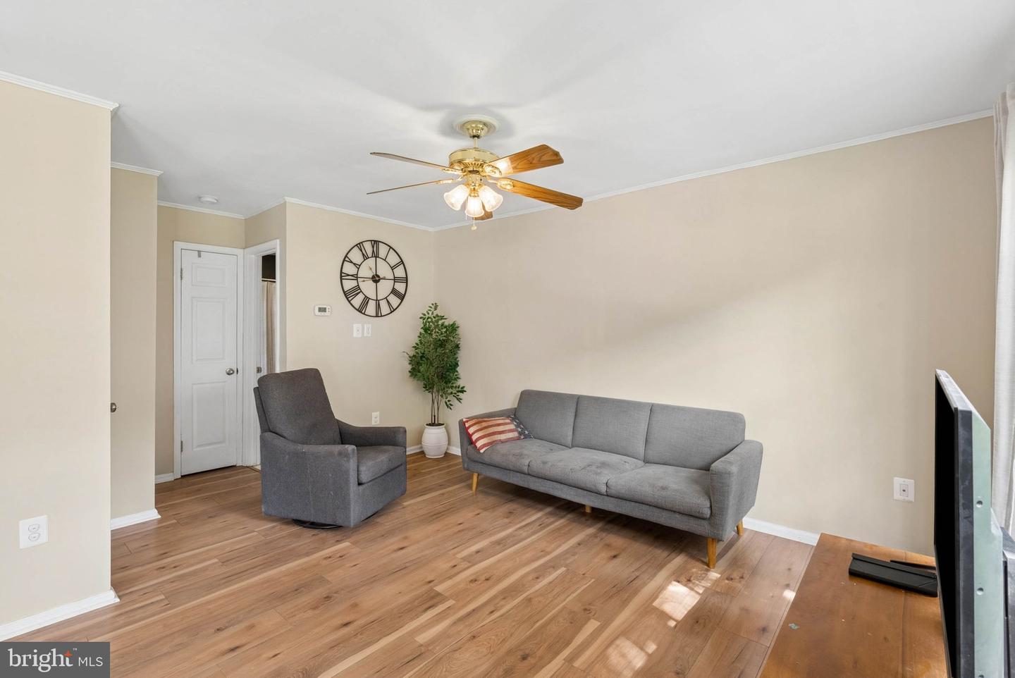 10808 Lake Square Property Photo 8