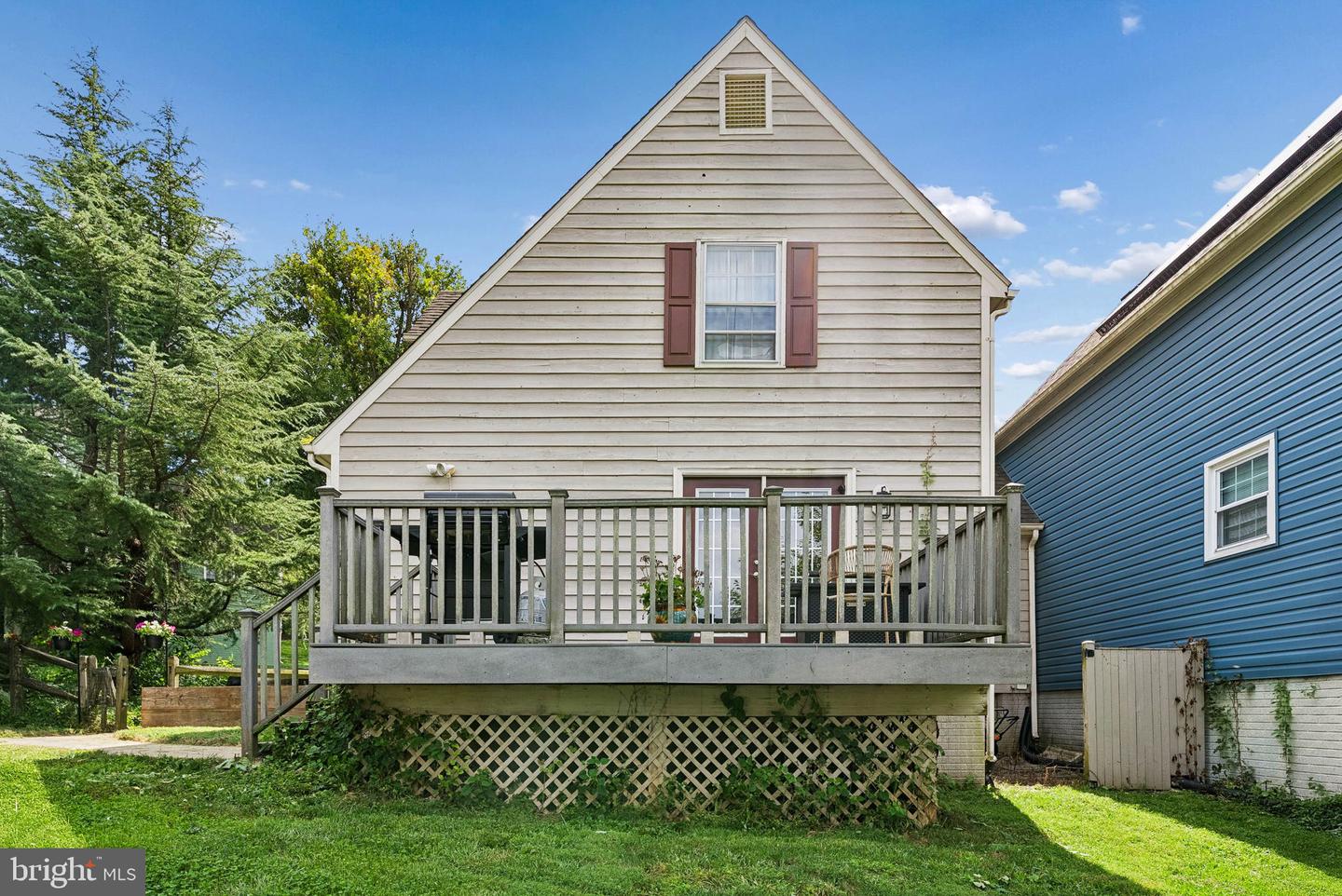 10808 Lake Square Property Photo 15