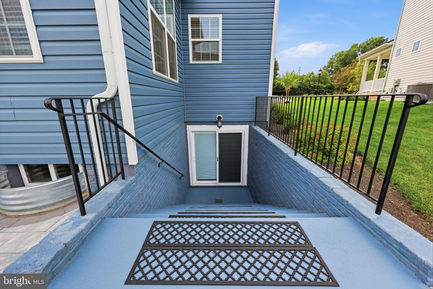 1418 Crampton St Property Photo 16