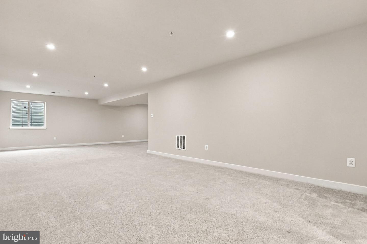 6141 Dock St Property Photo 34