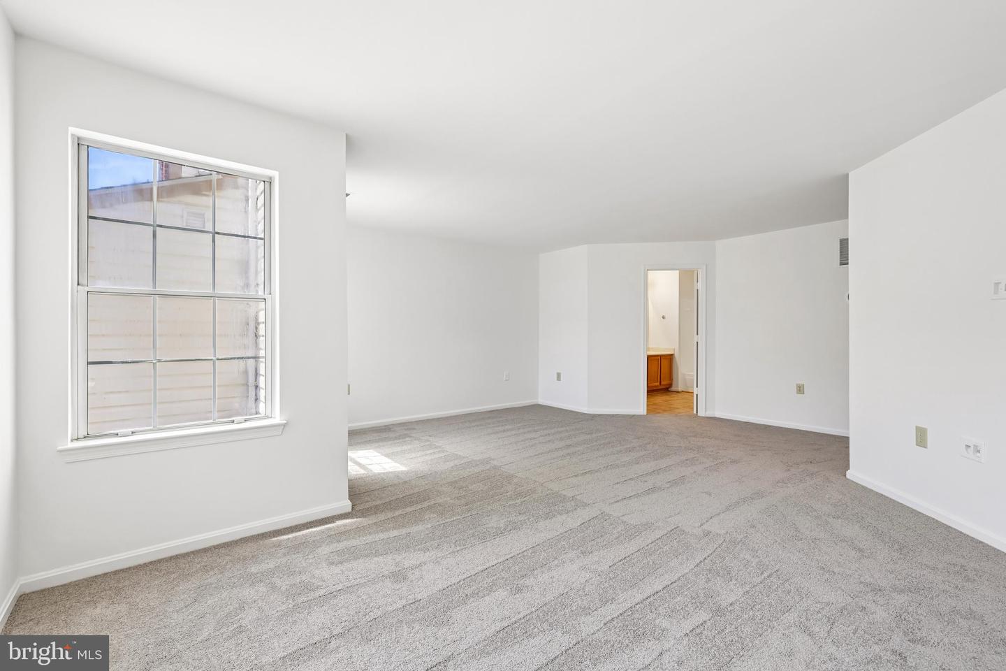 2639 Warren Way #1 8 Property Photo 5