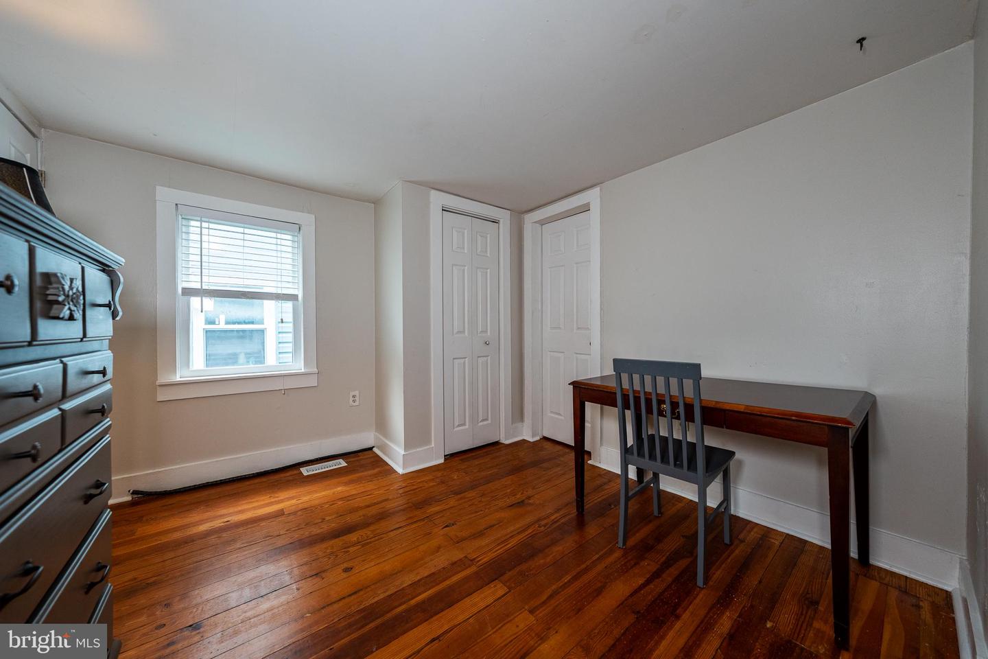 236 S Carroll St Property Photo 12