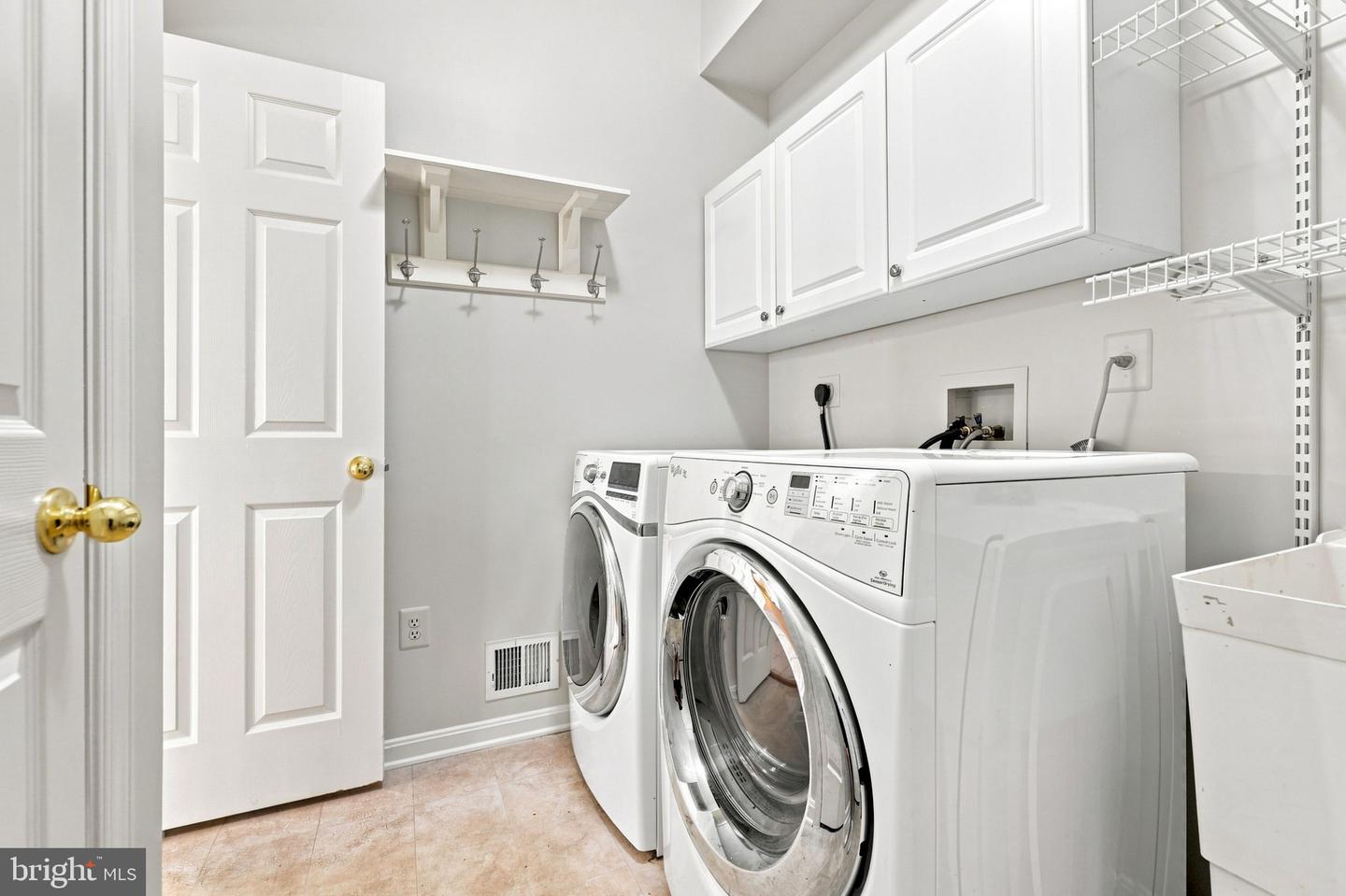 4802 Clarendon Dr Property Photo 43
