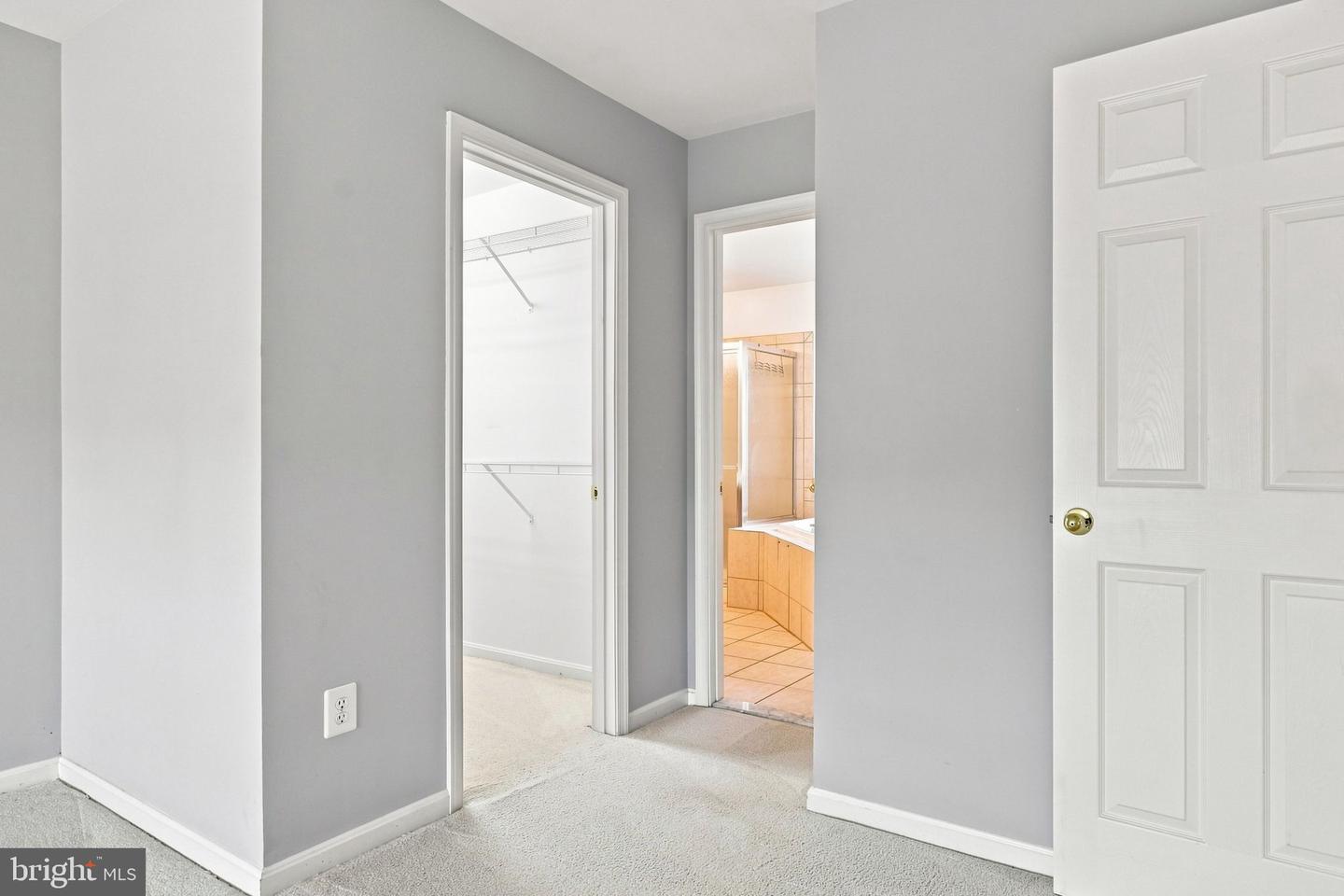 4802 Clarendon Dr Property Photo 51