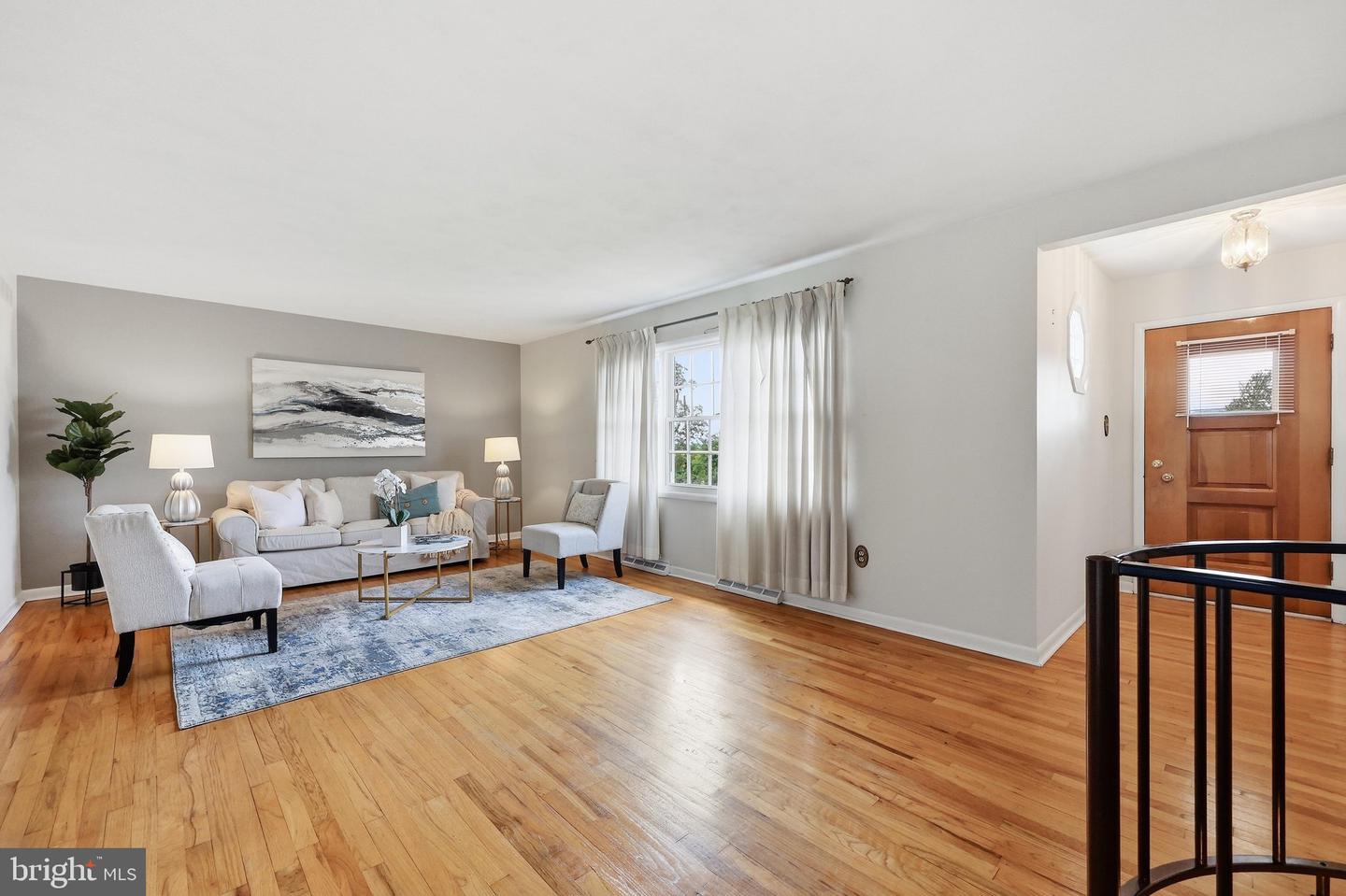 2 James St Property Photo 10