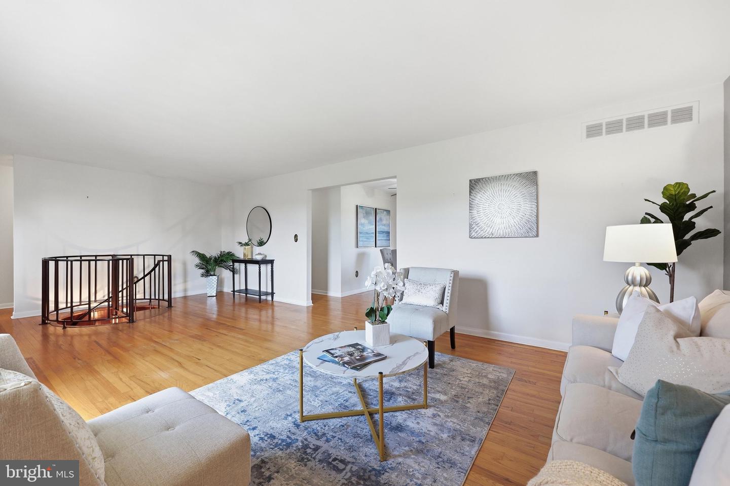 2 James St Property Photo 14