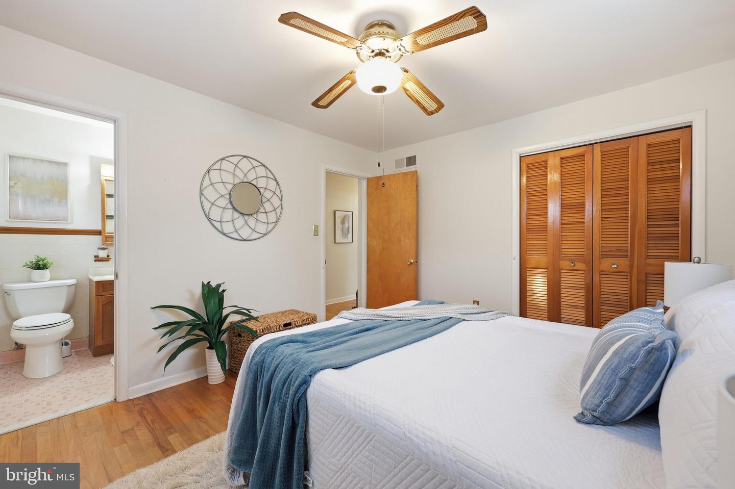2 James St Property Photo 24