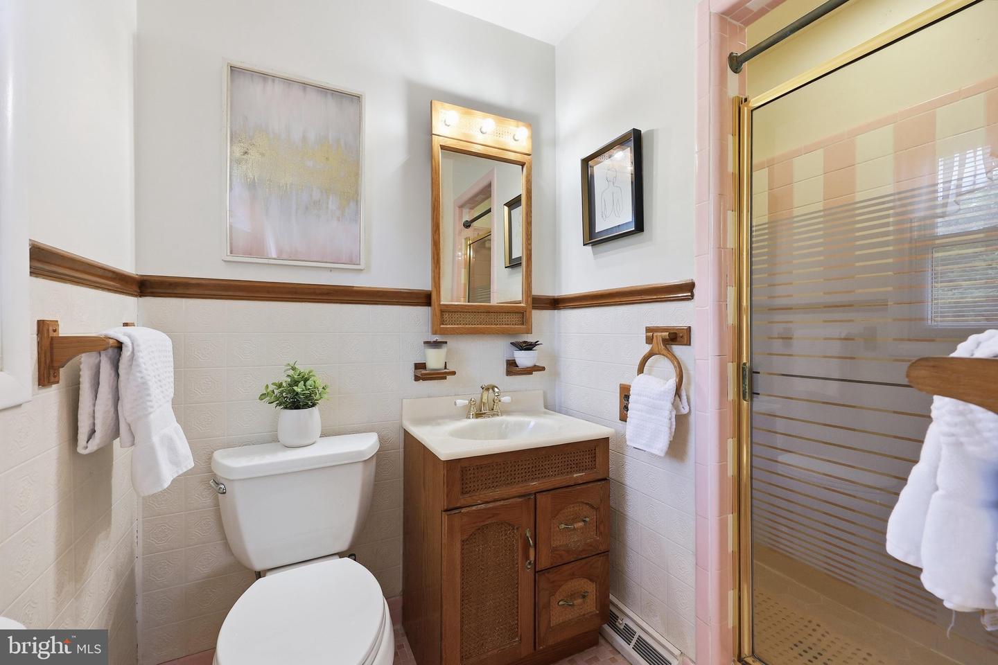 2 James St Property Photo 25