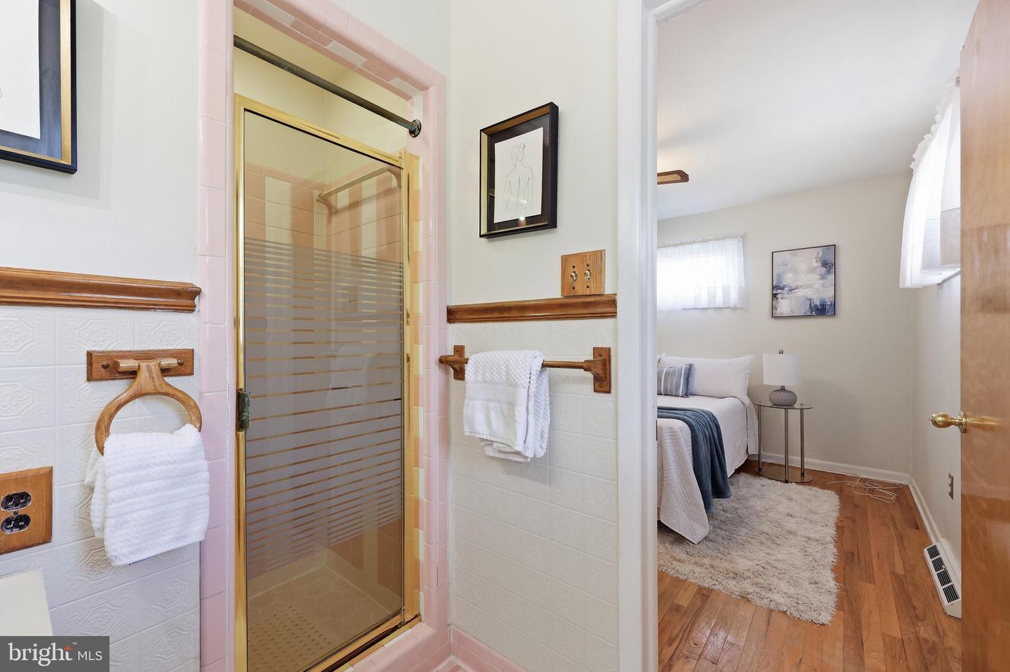 2 James St Property Photo 26