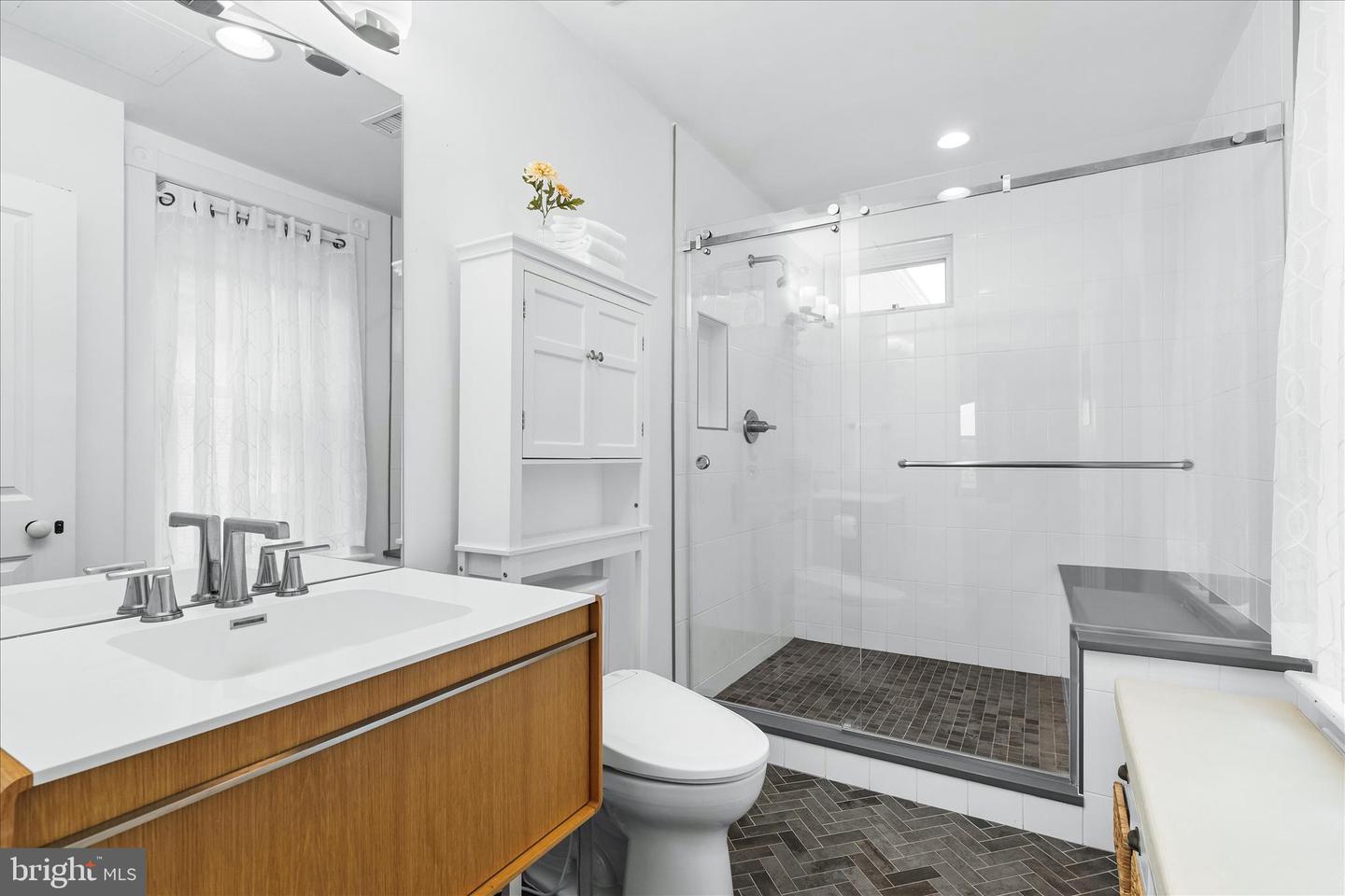 19 E Main St Property Photo 68