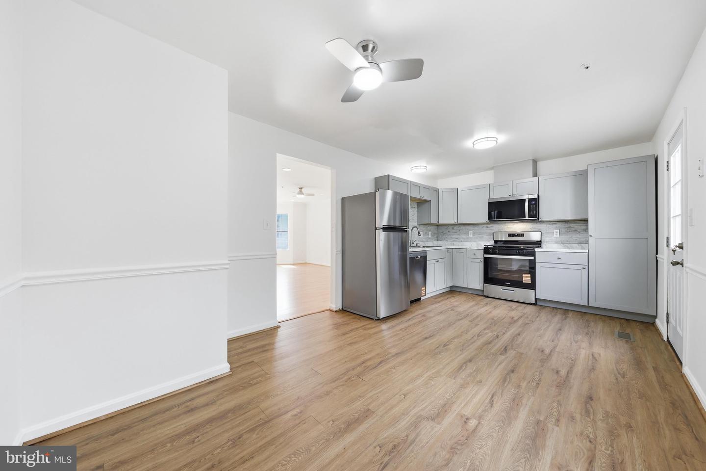 1333 Hampshire Dr #e Property Photo 19