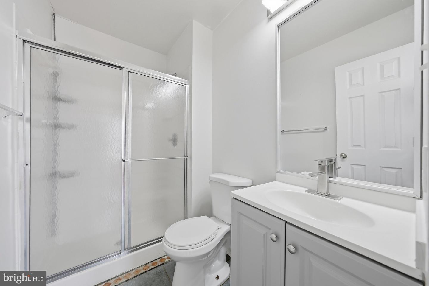 1333 Hampshire Dr #e Property Photo 27