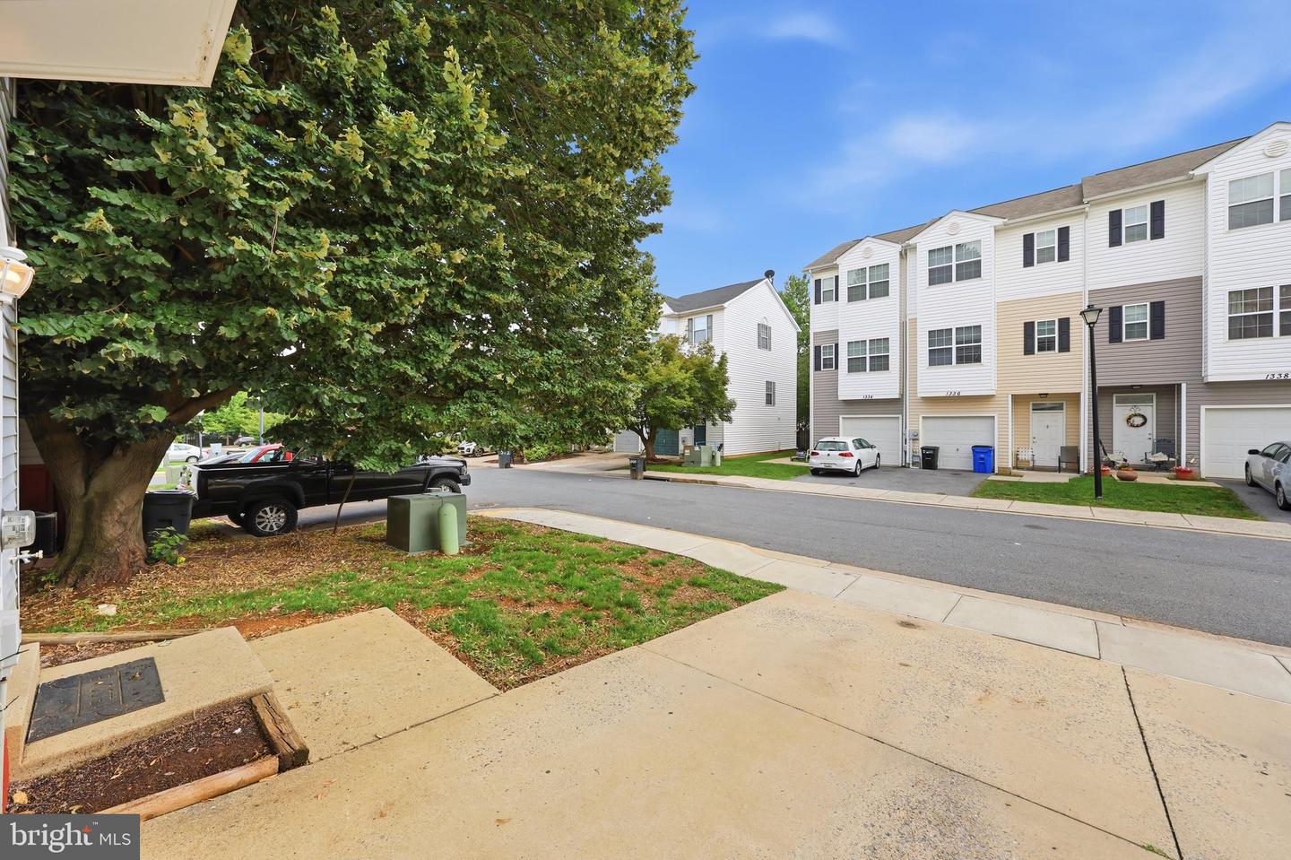 1333 Hampshire Dr #e Property Photo 44