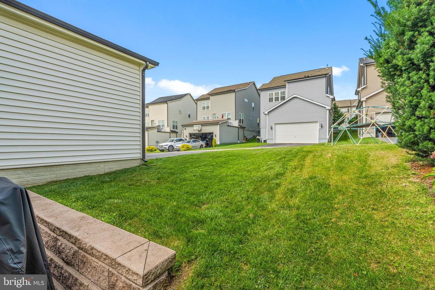 8432 Cliffview Ln Property Photo 40