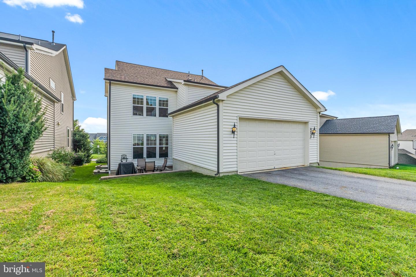 8432 Cliffview Ln Property Photo 42