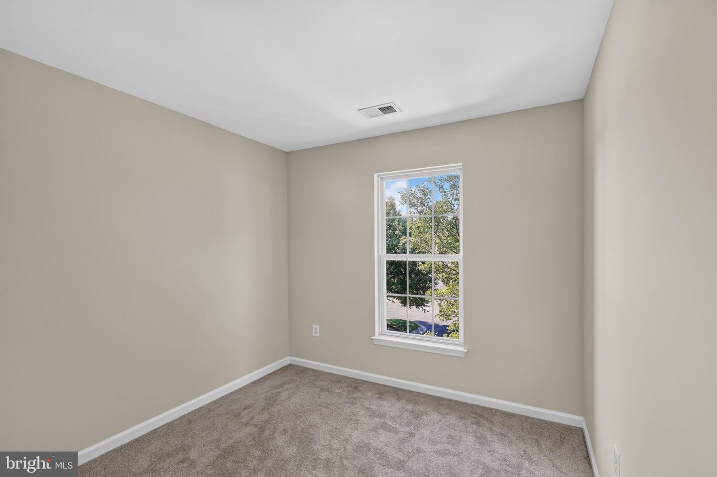 104 Fiona Way Property Photo 17