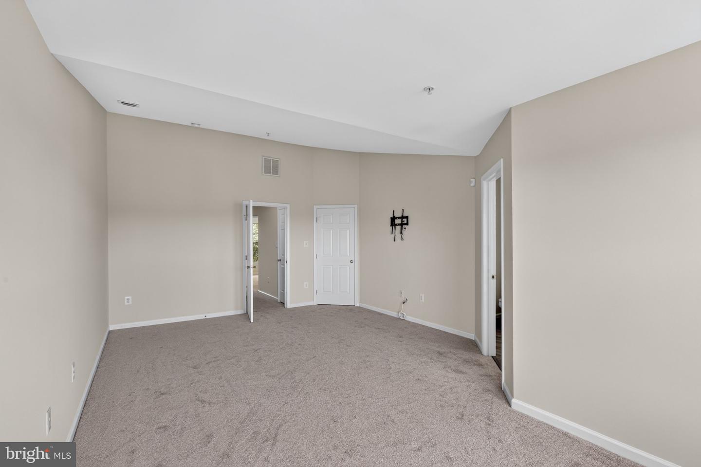 104 Fiona Way Property Photo 26