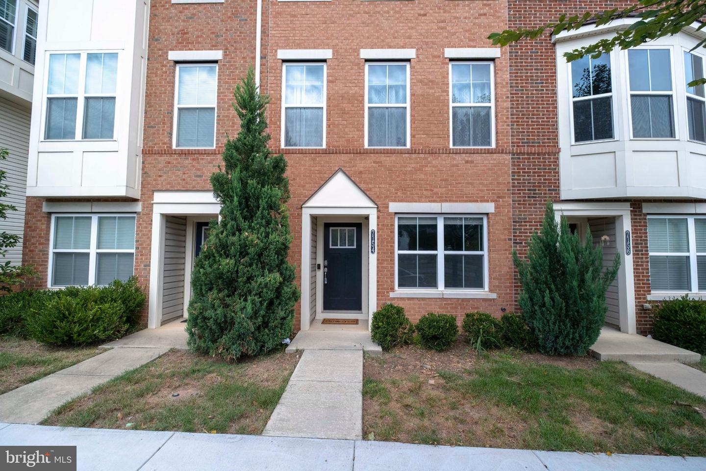 7154 PROCLAMATION PLACE Property Photo 1