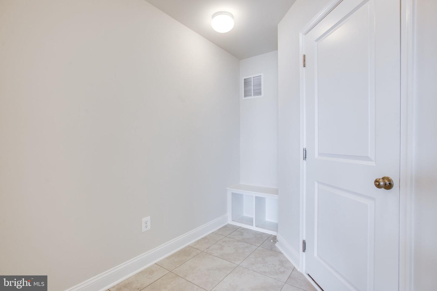 7154 Proclamation Place Property Photo 16