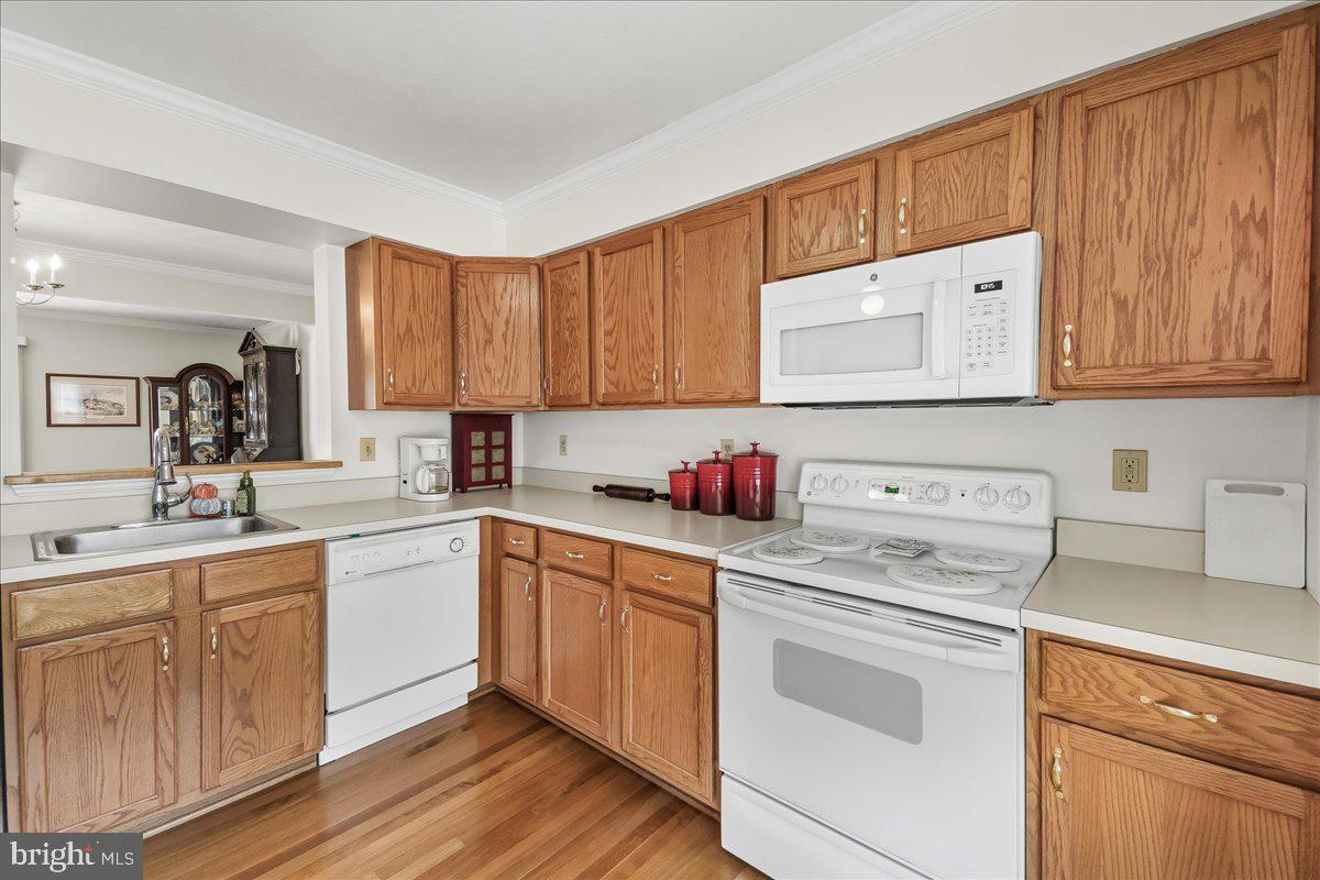 5631 Tessie Ct Property Photo 12