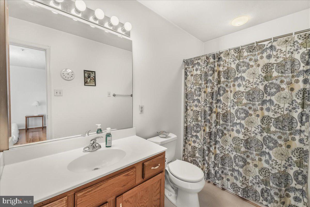 5631 Tessie Ct Property Photo 17