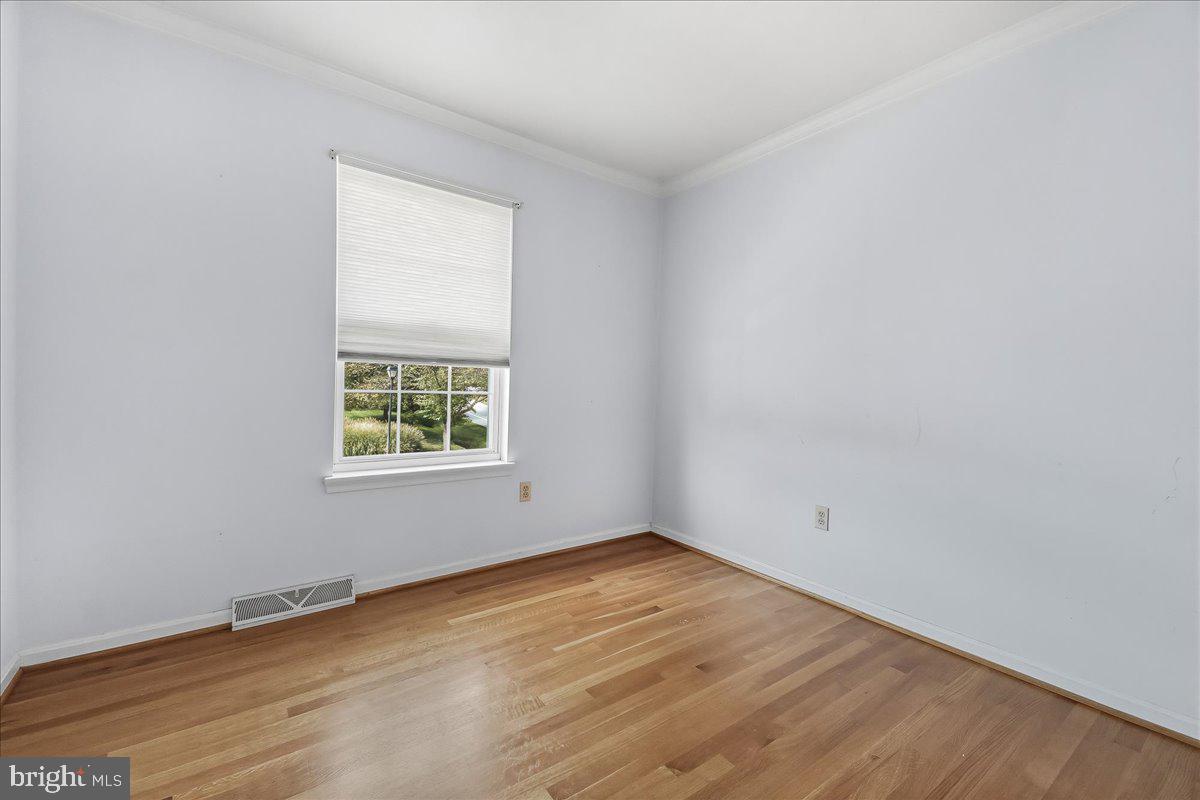 5631 Tessie Ct Property Photo 18