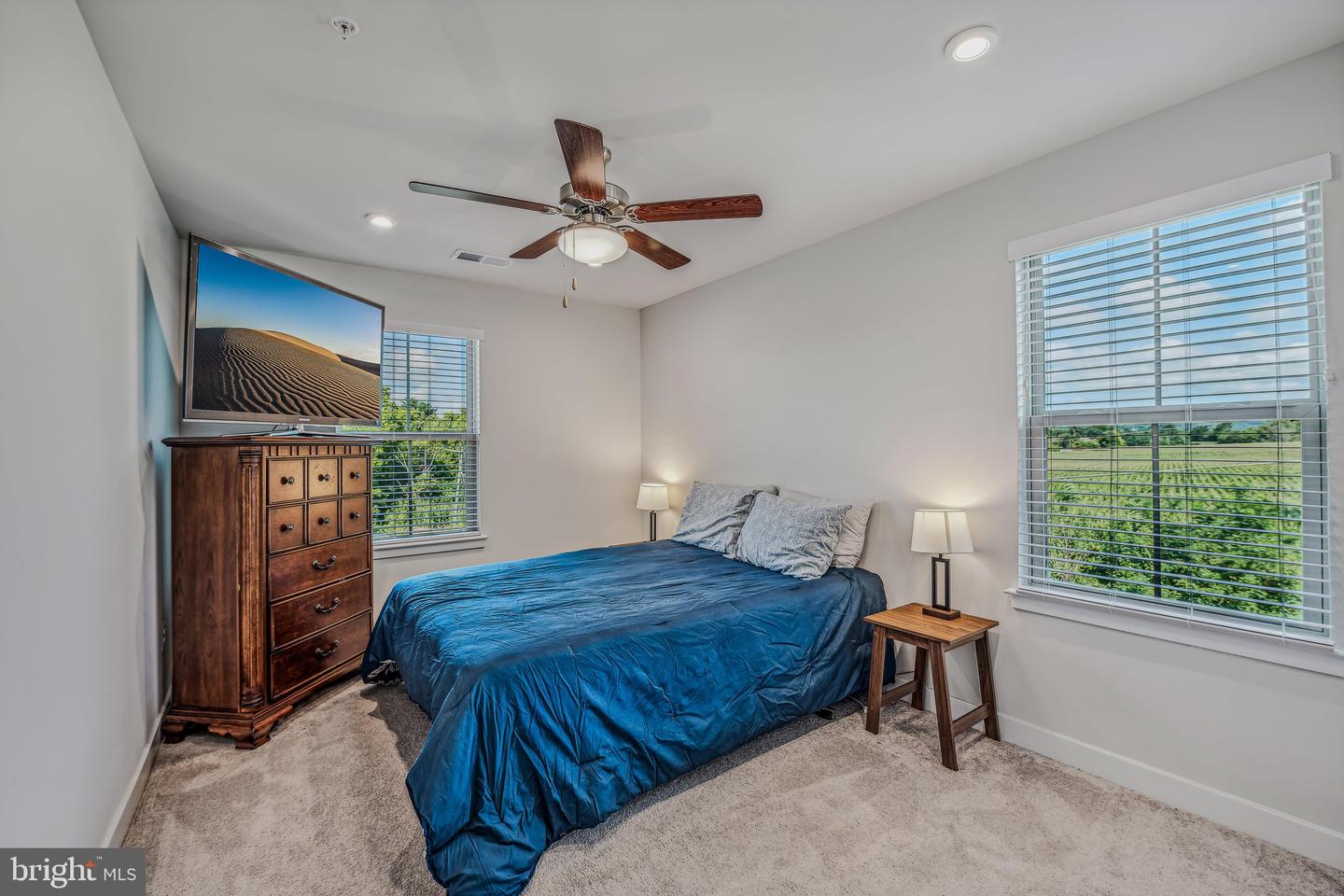 MDFR2088706 Property Photo 27