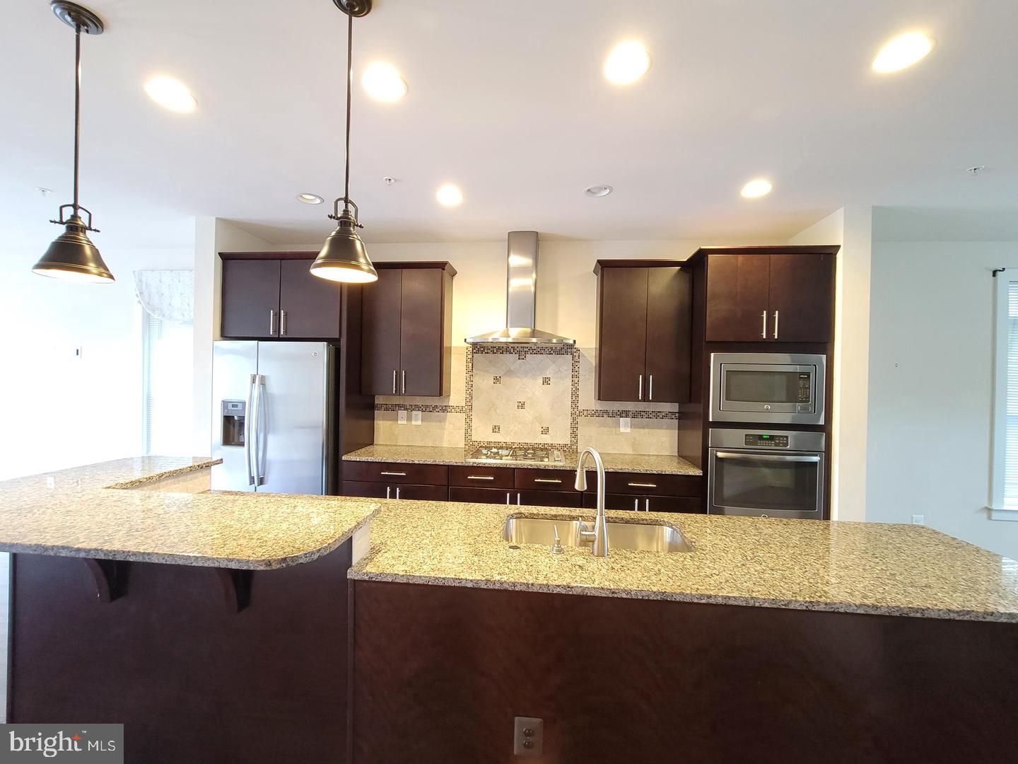3605 Katherine Way Property Photo 3