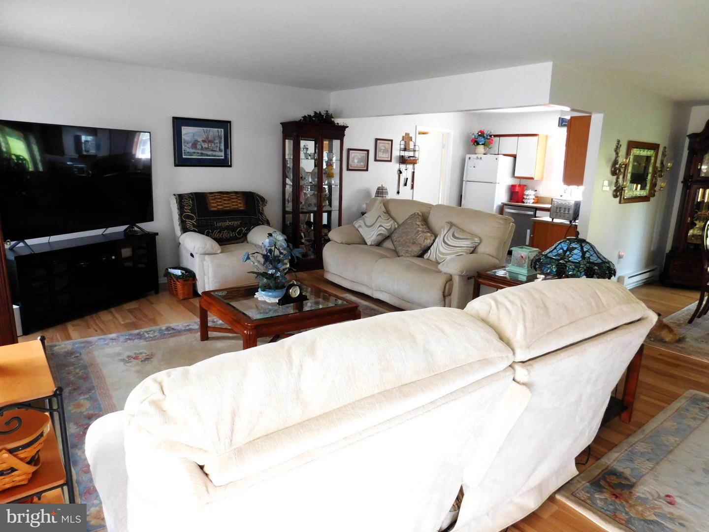 6853 Buckthorn Ct Property Photo 11
