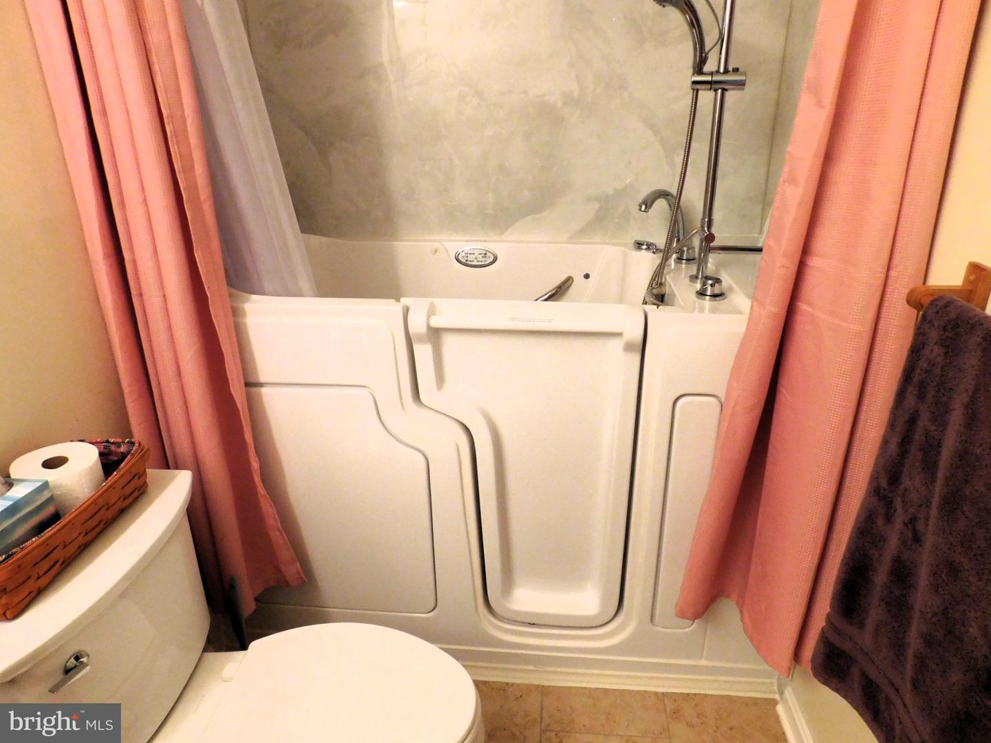 6853 Buckthorn Ct Property Photo 25