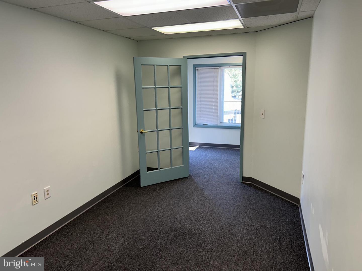 174 Thomas Johnson Dr #suite 202 Property Photo 4