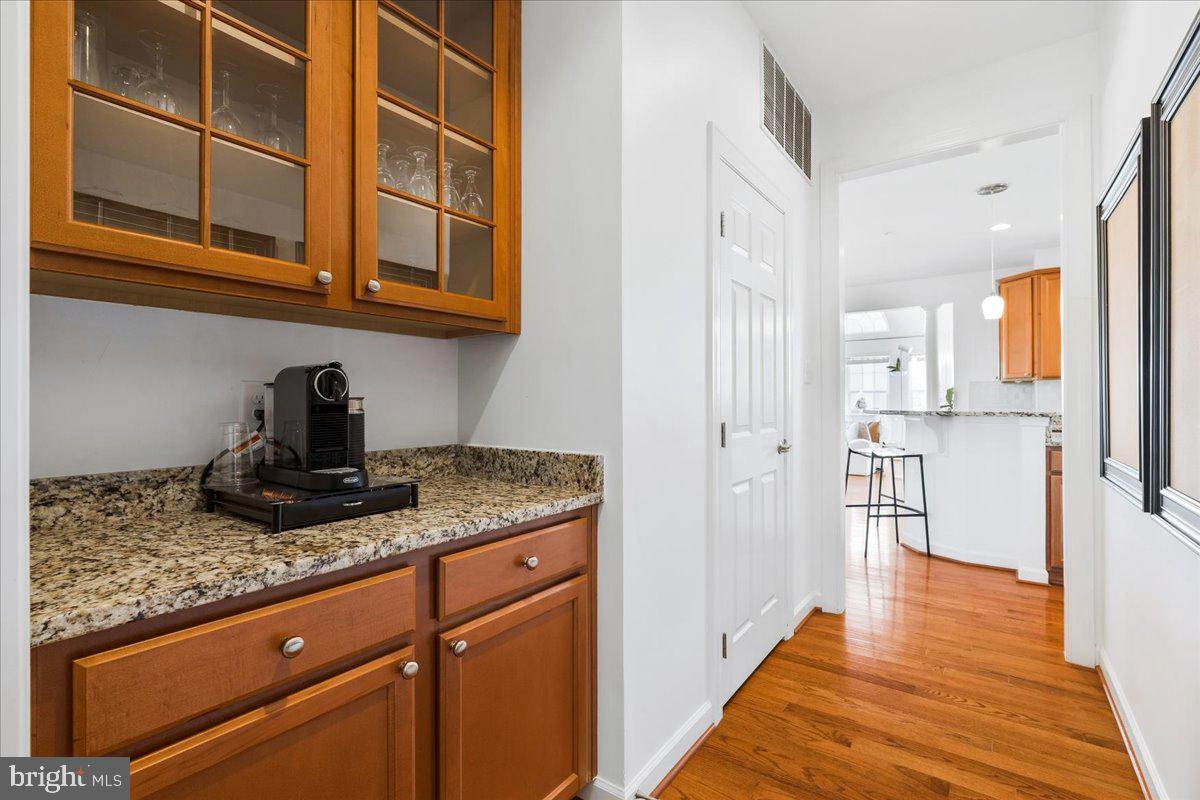 5516 Young Family Trl W Property Photo 16