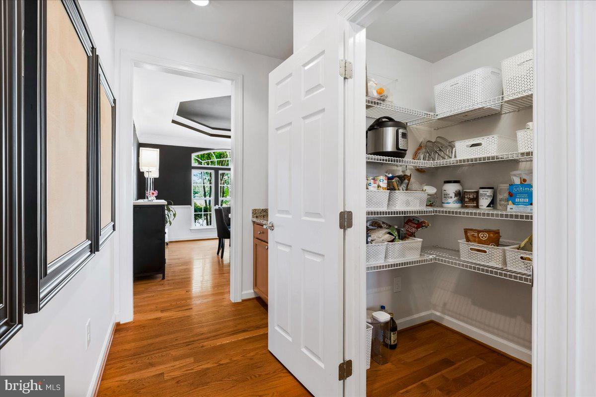 5516 Young Family Trl W Property Photo 17