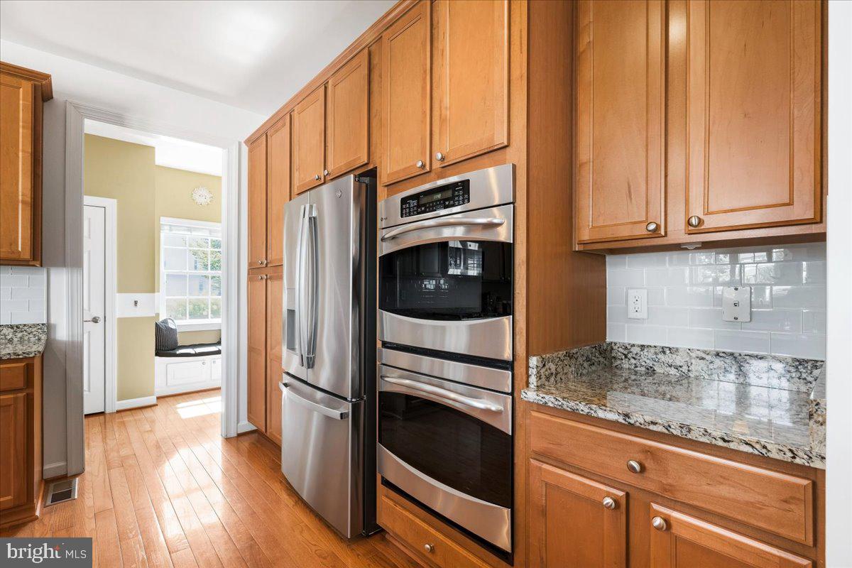5516 Young Family Trl W Property Photo 23