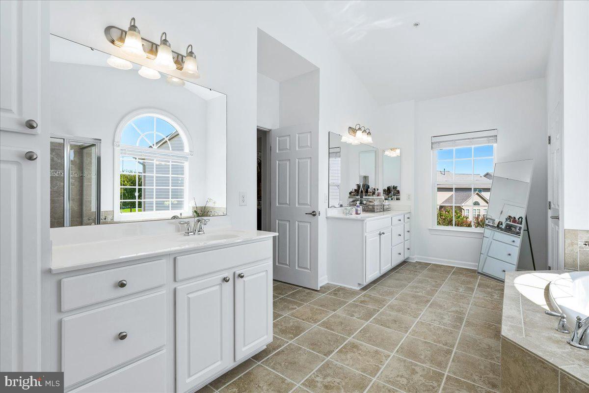 5516 Young Family Trl W Property Photo 43