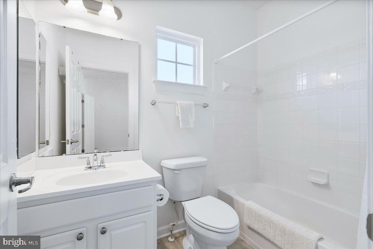 5516 Young Family Trl W Property Photo 56