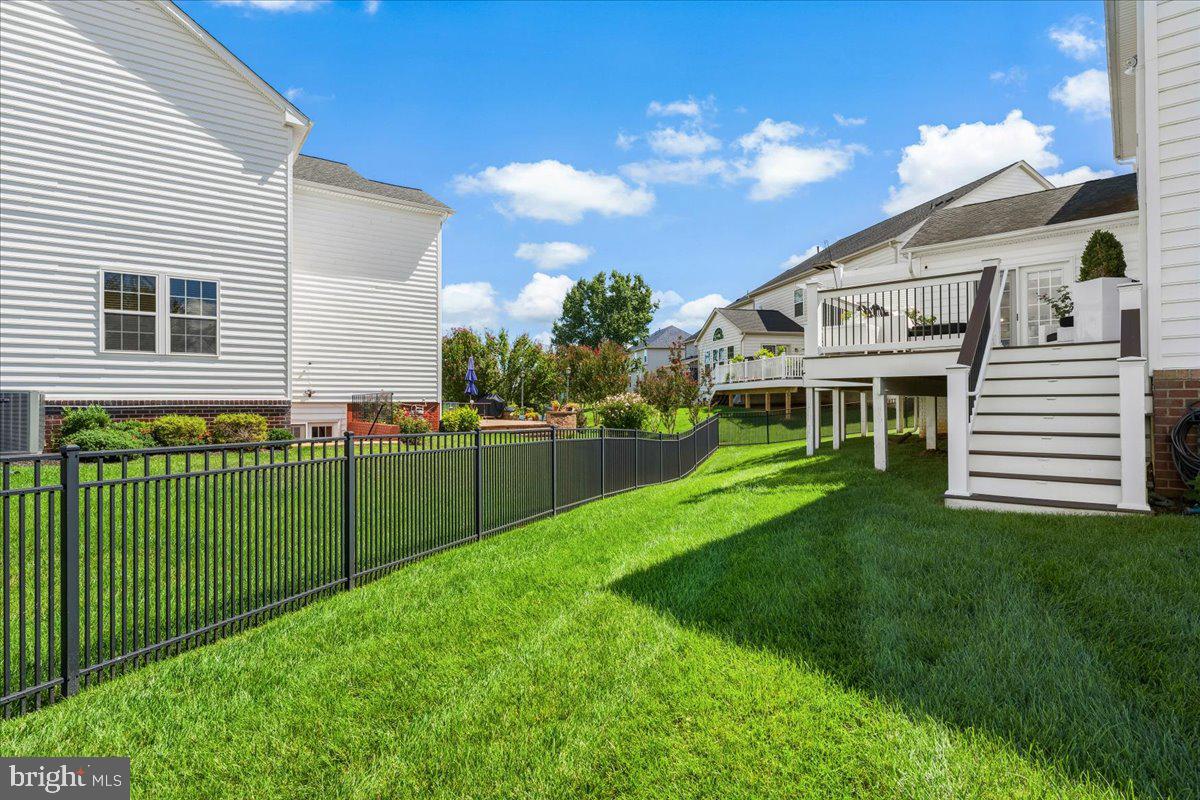5516 Young Family Trl W Property Photo 78