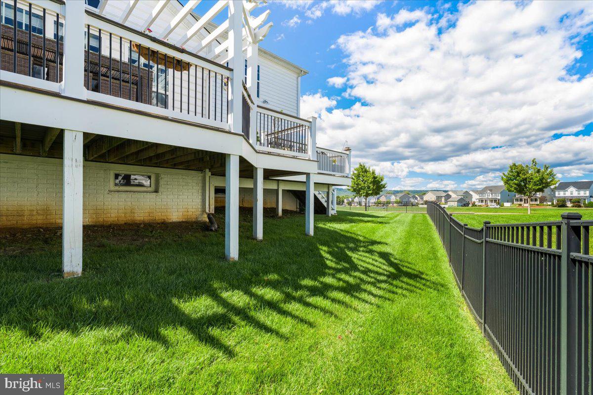 5516 Young Family Trl W Property Photo 83