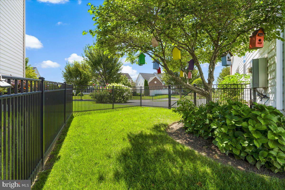 5516 Young Family Trl W Property Photo 86