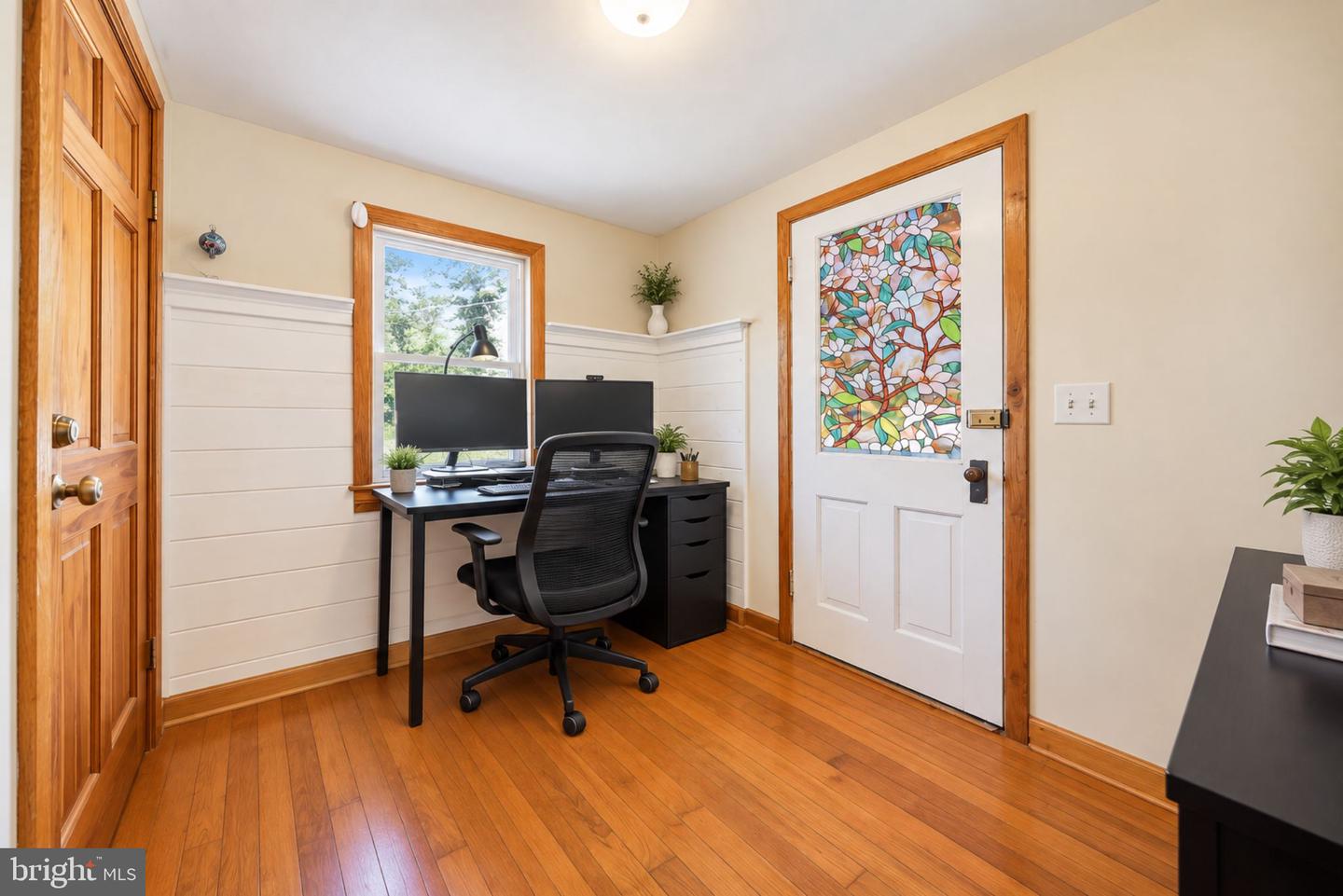 11124 Highland School Property Photo 7