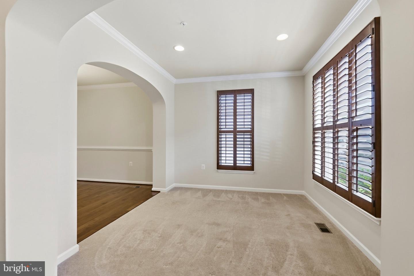 3040 Jacobs Garden Ln Property Photo 3