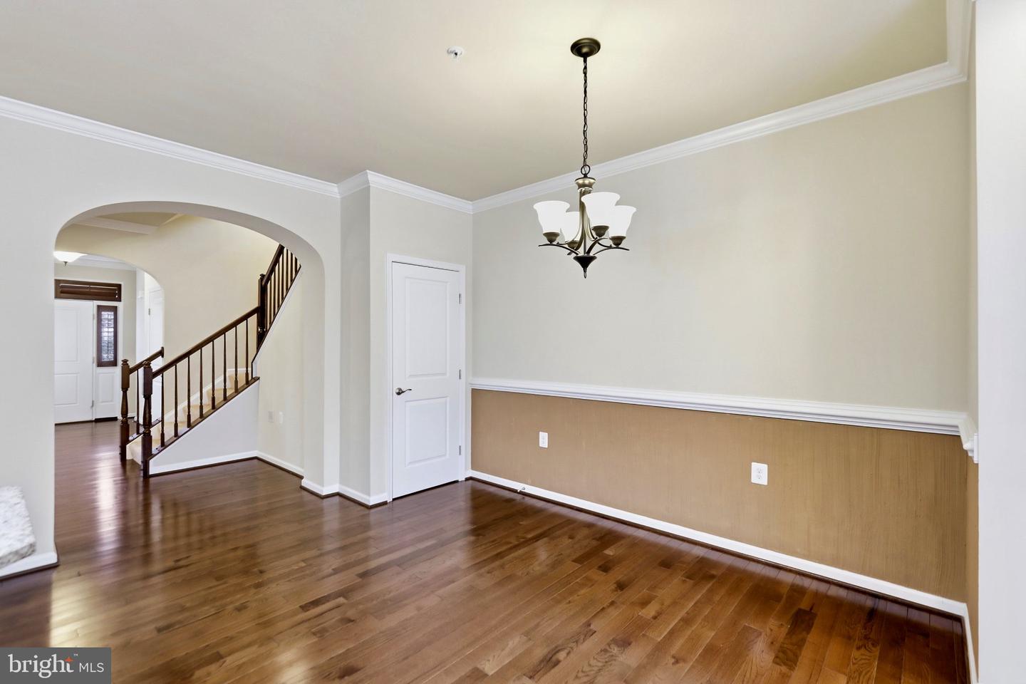 3040 Jacobs Garden Ln Property Photo 5