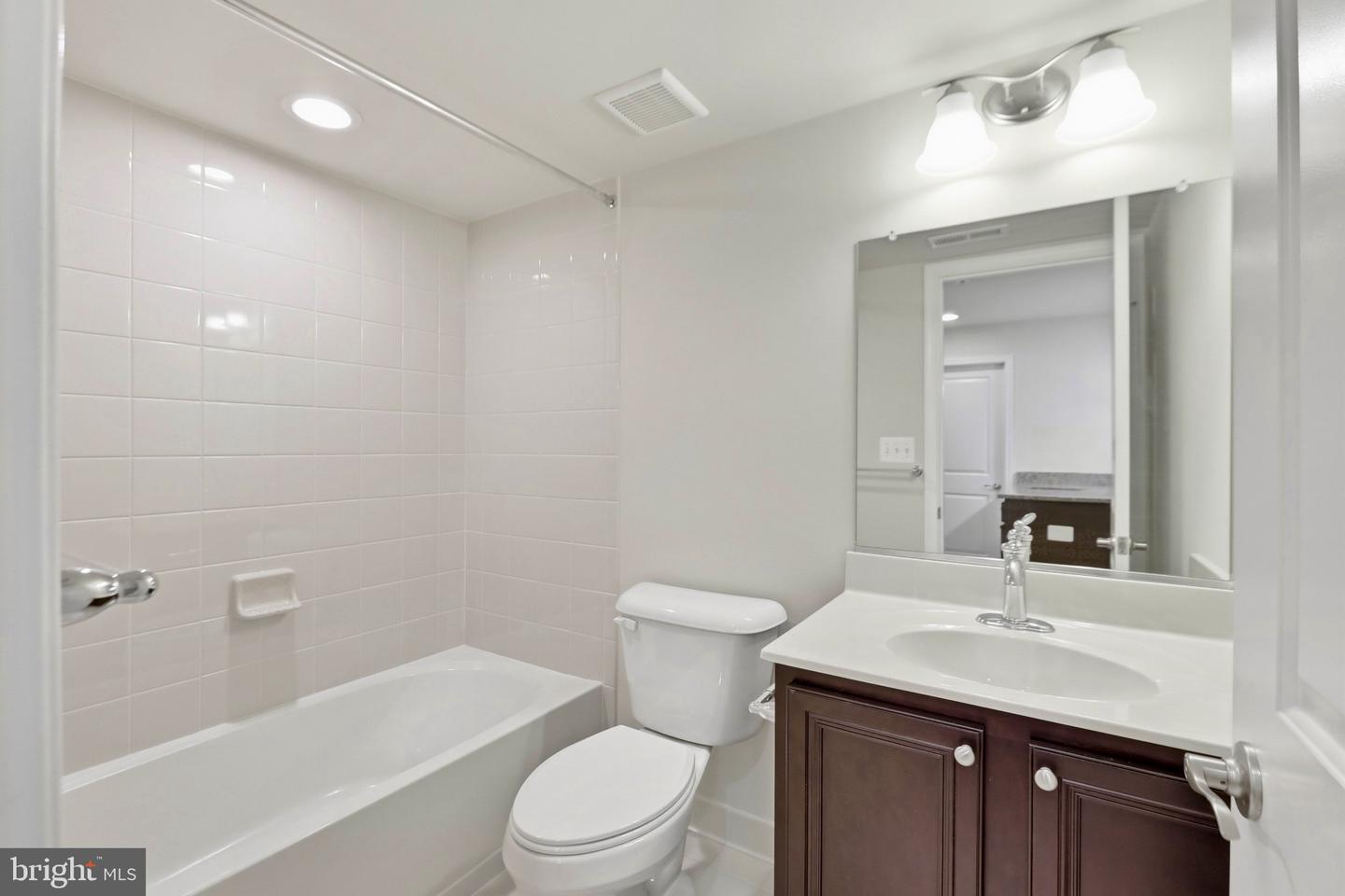 3040 Jacobs Garden Ln Property Photo 13
