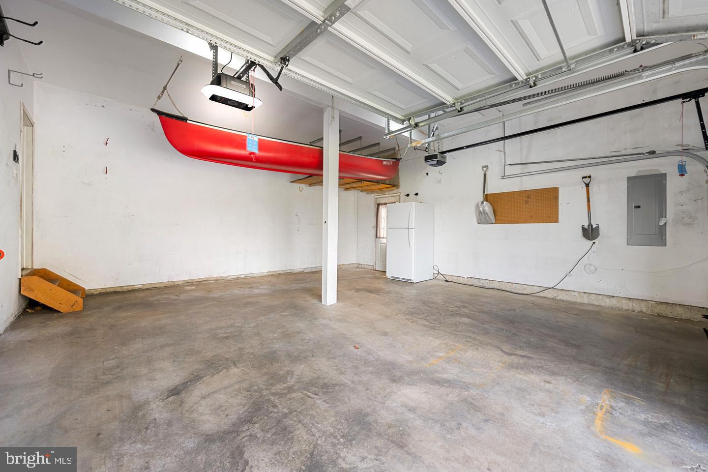 2231 W Greenleaf Dr Property Photo 60