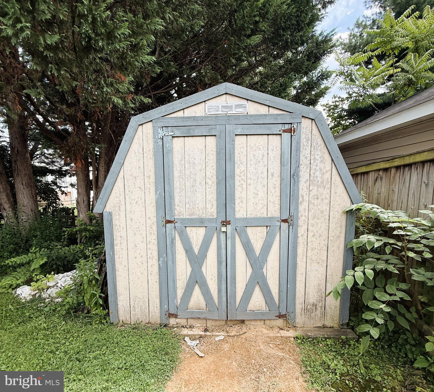 912 Shawnee Dr Property Photo 23