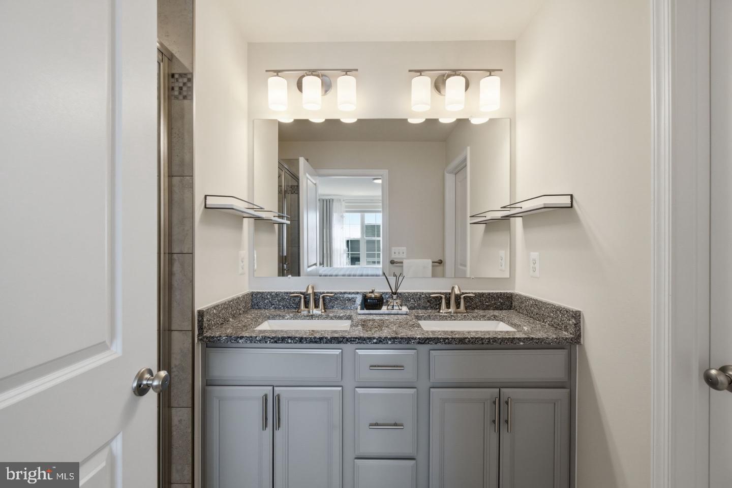 5066 Judicial Way Property Photo 23