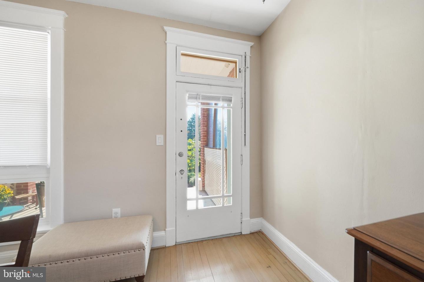 1013 N Market Property Photo 2
