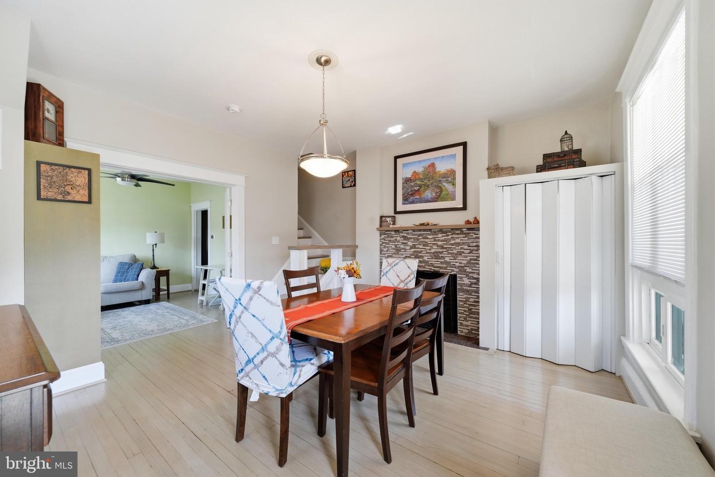 1013 N Market Property Photo 6