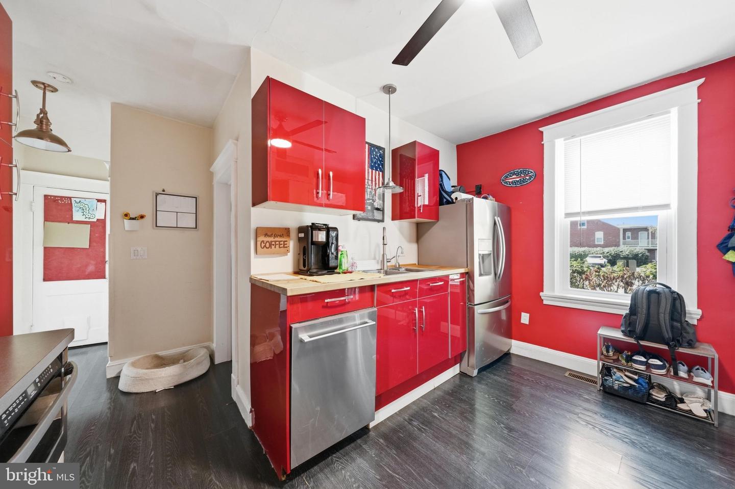 1013 N Market Property Photo 15