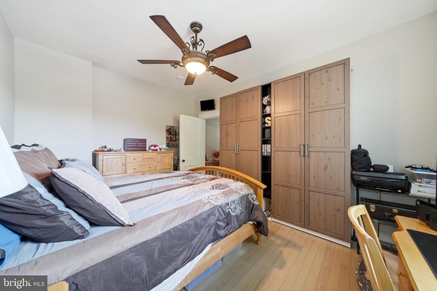 1013 N Market Property Photo 23